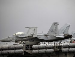 Terus Serang Yaman, Pesawat Tempur Amerika F/A-18E Hilang di Laut Merah