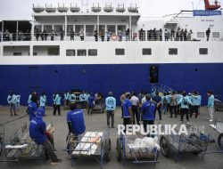 Di Depan Prabowo, Pengusaha Mengadu Orderan Turun 30 Persen, 50 Ribu Buruh Bisa Kena PHK
