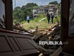 10 Rumah di Cimahi Rusak Berat Akibat Bencana Pergerakan Tanah