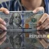 Rupiah Melorot Imbas Kebijakan Suku Bunga, Ini Analisisnya