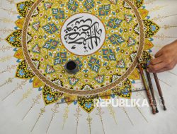 Mengapa Warna Emas Sangat Dominan Pada Iluminasi Mushaf?