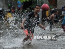 Hujan Deras, Enam RT dan Dua Jalan di Jakarta Terdampak Banjir