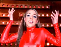 Album “Oops!… I Did It Again” Britney Spears Ulang Tahun ke-25 dengan Rilis Ulang Edisi Deluxe