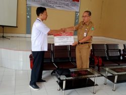 Sentra Abiseka Kemensos RI Pekanbaru Salurkan Bantuan Atensi