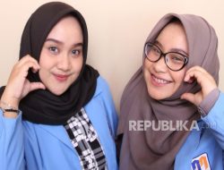 Mahasiswi Kembar UNM Raih Beasiswa Jalur Undangan Berkat Prestasi Gemilang