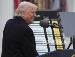 Kata yang Begitu Dicintai Trump Itu Ternyata dari Bahasa Arab