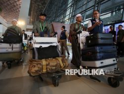 Dievakuasi dari Yaman, 10 WNI Tiba di Tanah Air