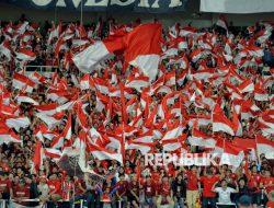 Tanggapi Sanksi FIFA, Bung Kus Minta Suporter Indonesia tidak Kebablasan Dukung Timnas