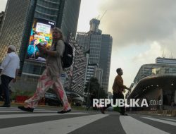 Udara Jakarta Tidak Sehat Pagi Ini, Warga Disarankan Batasi Aktivitas Luar