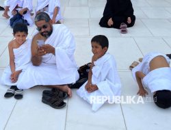Sosok Mungil Disekitar Ka’bah | Republika Online