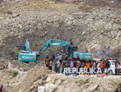 400 Petugas Dikerahkan Cari Delapan yang Tertimbun Longsor Gunung Kuda Cirebon