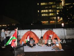 Aksi Kemah Bela Palestina Memasuki Hari ke-20, Peserta Siap Bertahan 24 Jam