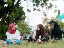 Jika Masih Ada yang Mau Tegur Anda, Bersyukurlah! Ini Maknanya Menurut Islam
