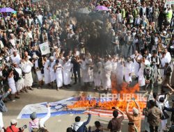 Houthi Ancam Serang AS Jika Bantu Israel