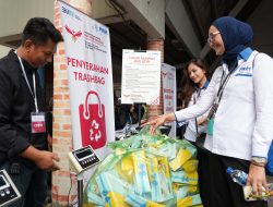 6.000 Karyawan Gelar Aksi Bersih-Bersih Lingkungan di HUT ke-26 PNM