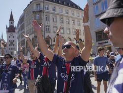 Perayaan Juara Liga Champions PSG Berujung Kerusuhan di Paris, Dua Tewas
