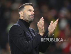 Ruud Van Nistelrooy Tinggalkan Leicester City, Putus Kontrak di Tengah Jalan