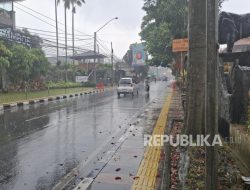 Libur Idul Adha 2025, Kawasan Wisata Lembang Lengang Diguyur Hujan Deras