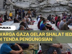Warga Gaza Shalat Ied di Tenda Pengungsian