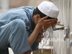 Dua Suci yang Diajarkan Islam