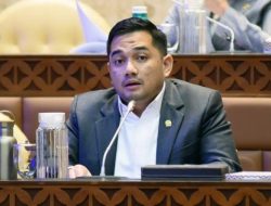 Ketua Komisi II: Putusan Pemisahan Pemilu dan Pilkada Kontradiktif