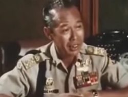 Keteladanan Jenderal Hoegeng, Sosok Kapolri yang Harum Namanya