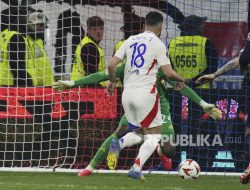 Federasi Sepak Bola Prancis Batalkan Keputusan Degradasi Olympique Lyon