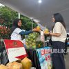 PNM Fasilitasi 50 Nasabah Mekaar Jualan di Stadion, Untung Berlipat!