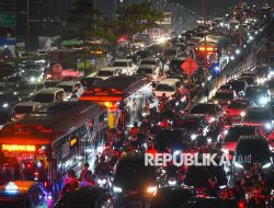 Pemprov Jakarta Bakal Pangkas Trotoar TB Simatupang untuk Kurangi Macet