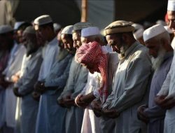 Pendapat Imam Syafii tentang Bacaan Bismillahirrahmanirrahim Setelah Surat Al Fatihah