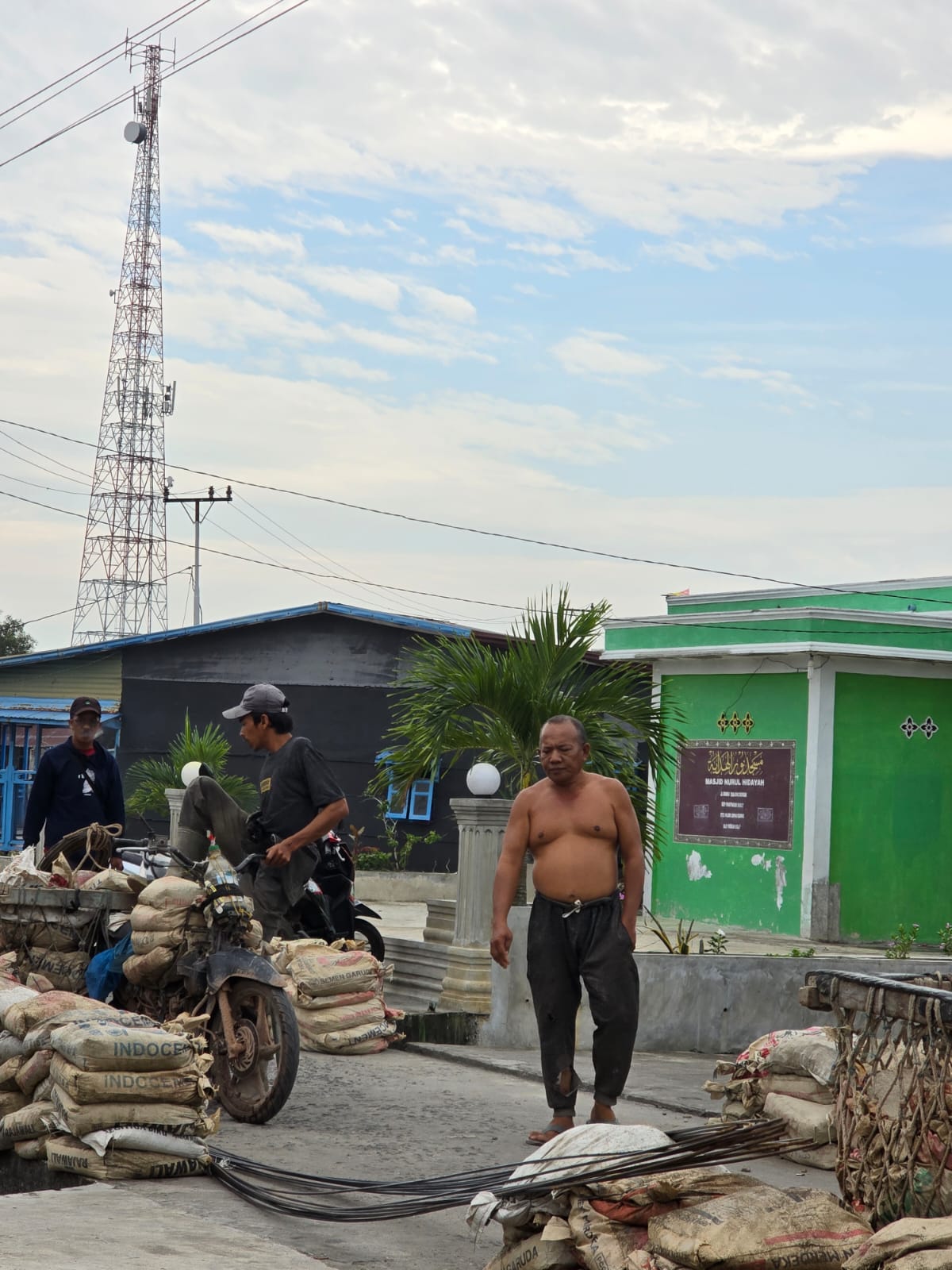 Pemerintah Kabupaten Rokan Hilir Tanggap Cepat Perbaikan Jalan Damai Desa Panipahan Darat