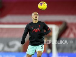 Thiago Alcantara Pulang ke Barcelona, Kini Dampingi Hansi Flick di Pinggir Lapangan