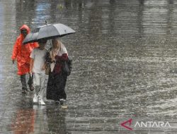Cuaca Jakarta Hari Ini: Cerah Berawan hingga Hujan Ringan