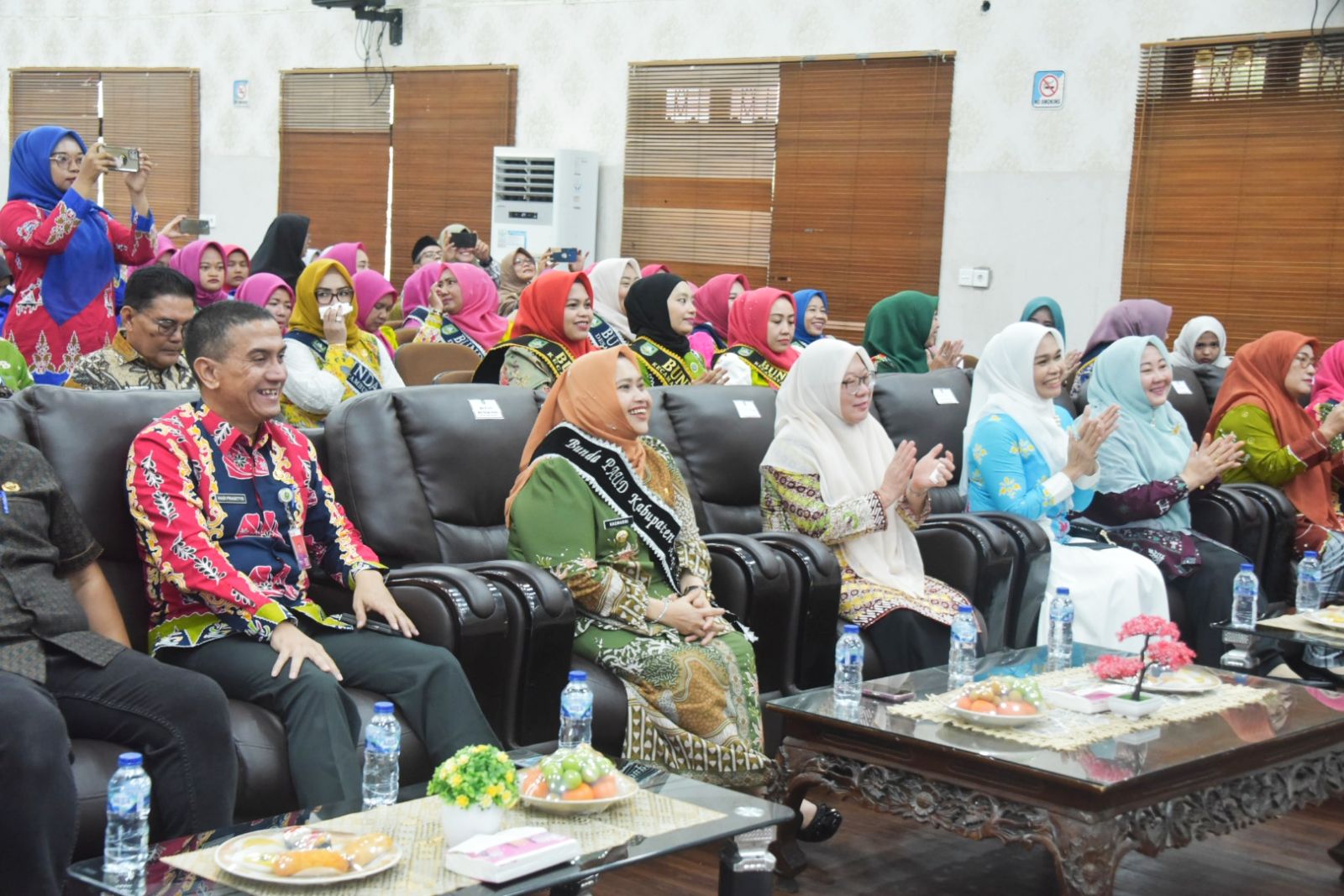 Sukseskan Wajib Belajar 13 Tahun, Bupati Kasmarni Ajak semua Pihak Dukung Program Pendidikan Usia Dini