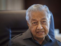 Mahathir Minta Undangan untuk Trump di KTT ASEAN Dibatalkan Saja, Ini Alasannya