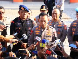 Kapolri Janji Pulihkan Keamanan dan Tangkap Pelaku Kerusuhan