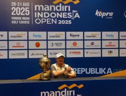 Suteepat Pecahkan Rekor di Mandiri Indonesia Open 2025