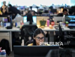 Survei: Gen Z Pilih Istirahat Saat Sakit, Baby Boomer Tetap Bekerja