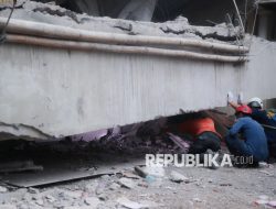 Menag Salurkan Rp610 Juta untuk Pesantren Al Khoziny, Siapkan Aturan Bangunan Pesantren