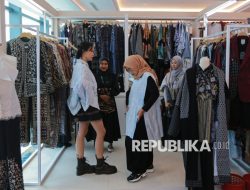 Berburu Ragam Busana Muslim di Gelaran ISEF 2025