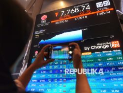 BEI Catat Kinerja Pasar Modal Menurun Sepekan Terakhir, IHSG Tinggalkan Level 8.000