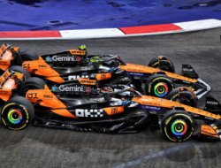 Drama di Singapura, Duo McLaren Saling Senggol tapi Tetap Bawa Pulang Gelar Konstruktor