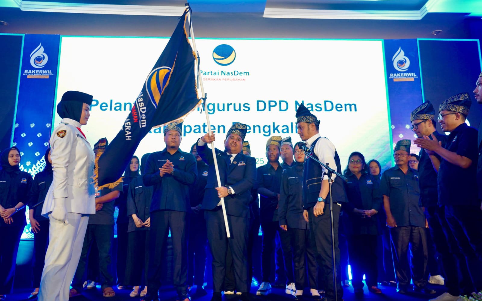 Bupati Bengkalis Hadiri Rakerwil DPW Partai NasDem Riau dan Pelantikan DPD Partai NasDem Bengkalis yang Dipimpin M. Arsya Fadillah
