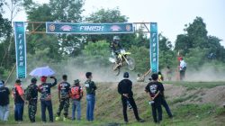 Koramil 01/Bengkalis Gelar Kejuaraan Motocross dan Grasstrack Meriahkan HUT Ke-80 TNI
