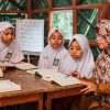 Kebaikan dan Keutamaan Mendidik Anak Perempuan