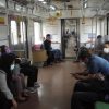 Jangan Sembarang Bawa Powerbank dan Colok di Komuter Jakarta, Catat Ini Aturan Barunya